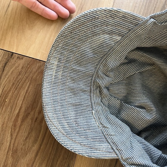 Sold out - Picture 8 of 10